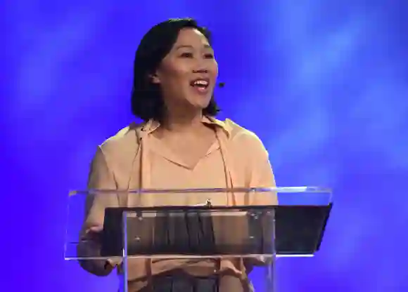 Priscilla Chan prononce un discours lors du 10e sommet annuel de l'ASU GSV (Arizona State University/Global Silicon Valley Summit), le 9 avril 2019.