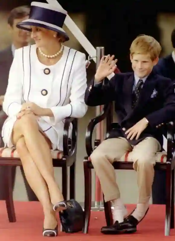 Príncipe Harry y princesa Diana en 1995