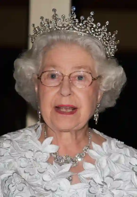 Queen Elizabeth II arrives at the Serena Hotel for The Queen's Banquet for Commonwealth Heads of Government on November 23, 2007 in Kampala, Uganda.