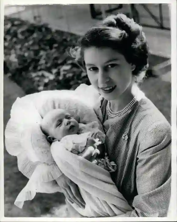 Princess Anne and Queen Elizabeth in September 1950.
