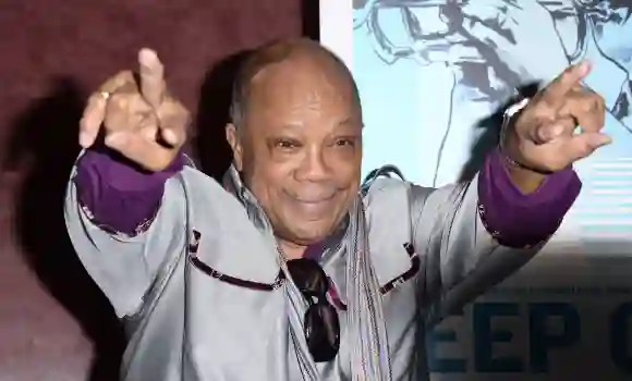 Quincy Jones meurt à l'âge de 91 ans Photo d'archives - Quincy Jones assiste à la projection de Keep On Keepin On au Landmark Theatre à L
