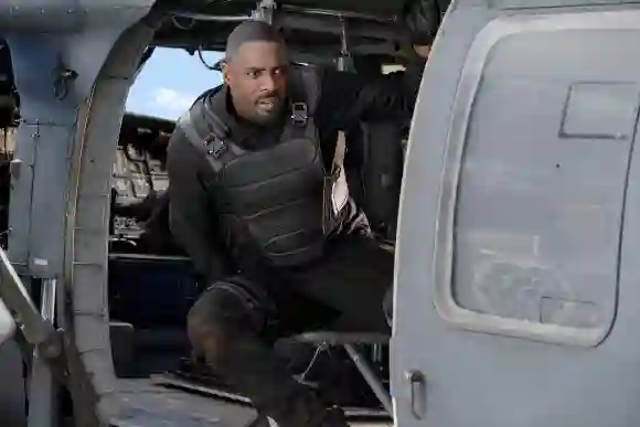 Idris Elba en una escena de 'Rápidos y furiosos: Hobbs y Shaw'