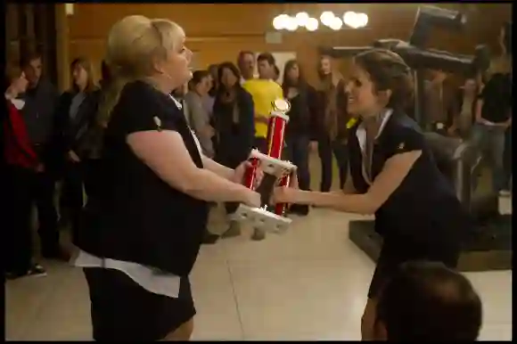 Rebel Wilson and Anna Kendrick in 'Pitch Perfect'.