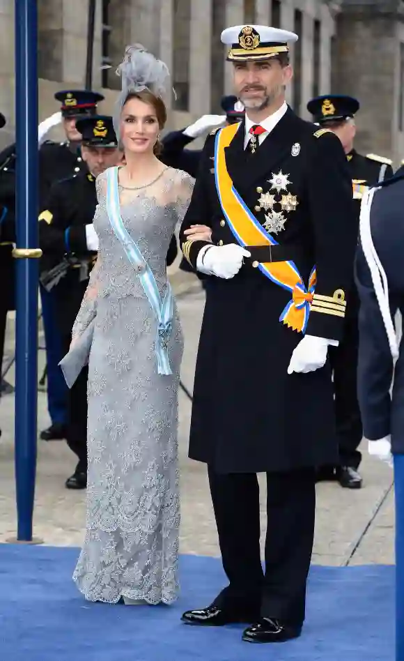 La Letizia y el Príncipe Felipe atienden la coronación del Rey Willem-Alexander de los Países Bajos en 2013