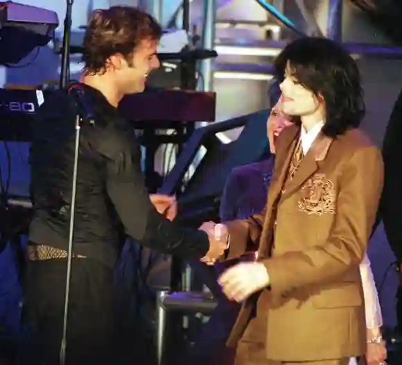 Ricky Martin con Michael Jackson en 2000