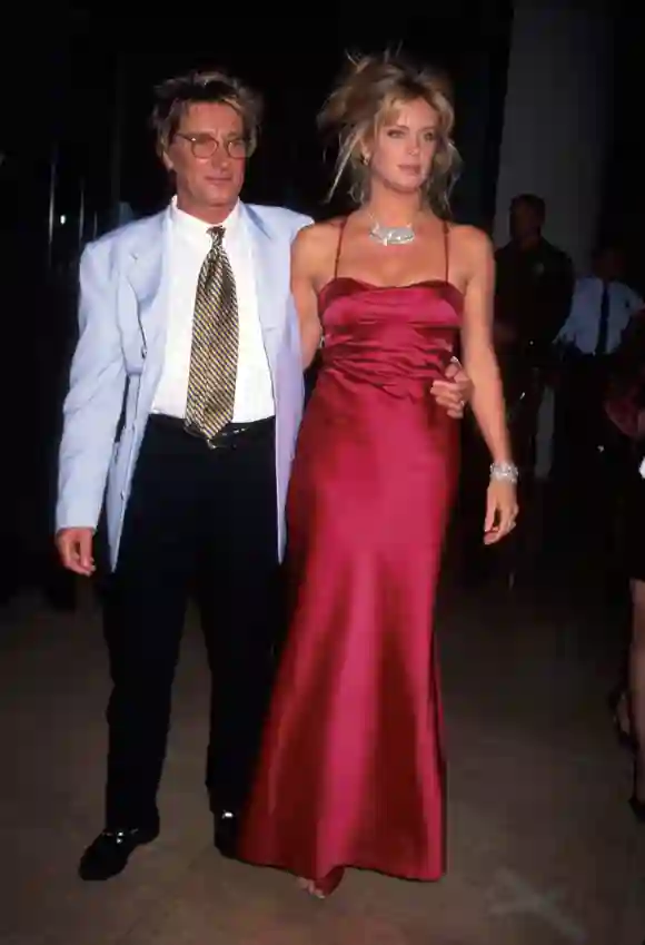 Rod Stewart and Rachel Hunter