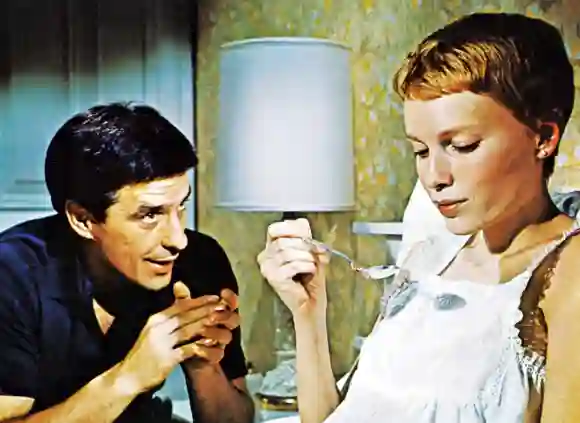 John Cassavetes and Mia Farrow Rosemary s Baby 1968 PUBLICATIONxINxGERxSUIxAUTxONLY Copyright xHAx