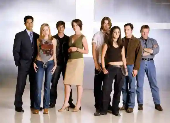 'Roswell' Original Cast: Then & Now