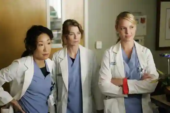 Sandra Oh, Ellen Pompeo and Katherine Heigl in 'Grey's Anatomy'