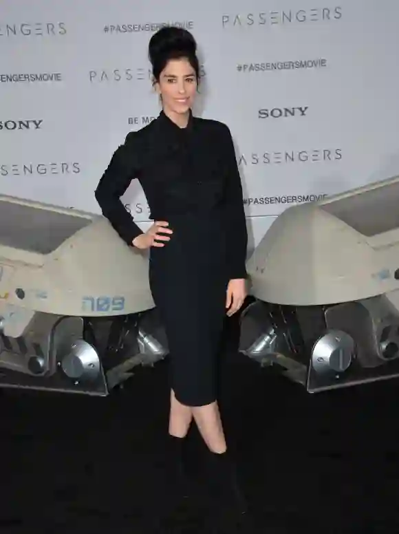 LOS ANGELES, CA - 14 DÉCEMBRE 2016 : L'actrice Sarah Silverman à la première mondiale de Passengers a
