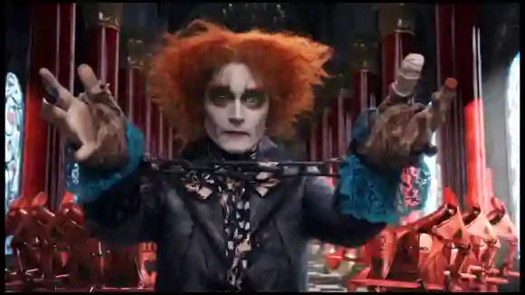 Johnny Depp es El Sombrerero Loco en 'Alice in Wonderland'