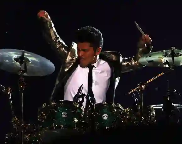 Super Bowl Halftime