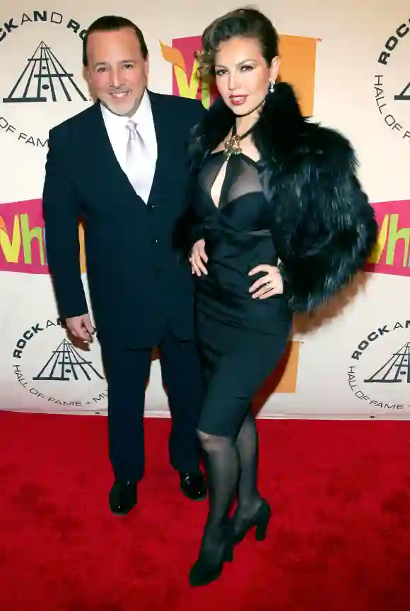 Thalía y Tommy Mottola en el Rock & Roll Hall of Fame