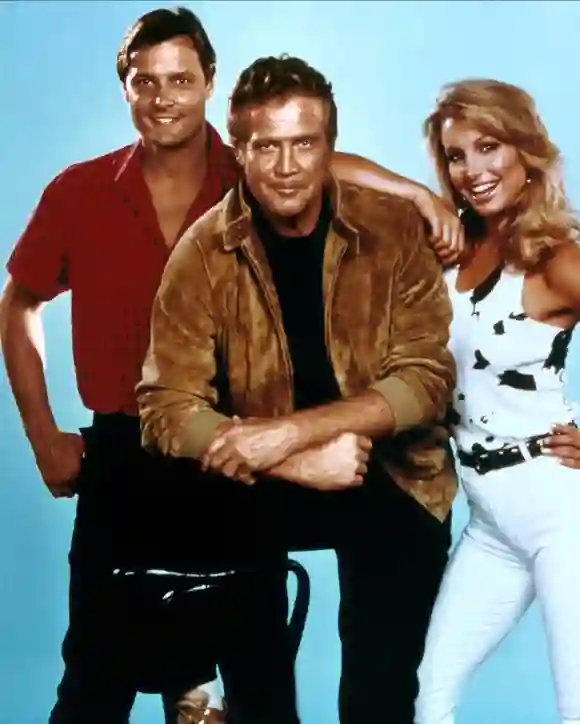 Douglas Barr, Lee Majors and Heather Thomas in 'The Fall Guy'