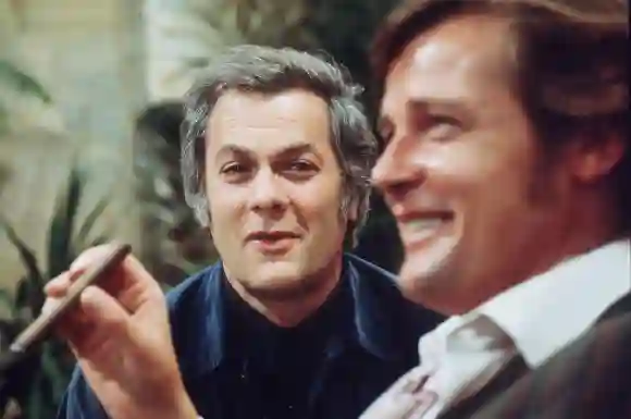 Tony Curtis and Roger Moore in the crime series "The 2".
