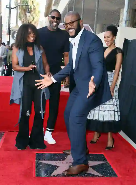 Tyler Perry, Idris Elba, Kerry Washington, and Crystal Fox at his 2019 Hollywood Walk of Fame star.