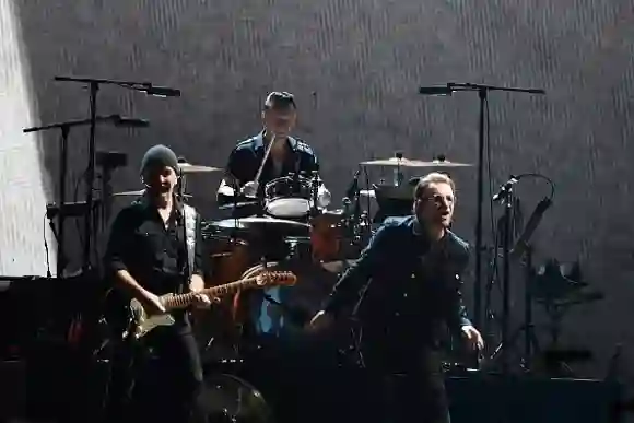 U2