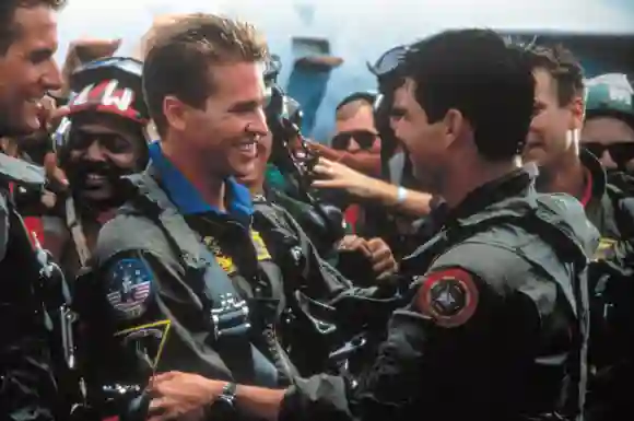 Val Kilmer and Tom Cruise in 'Top Gun'.