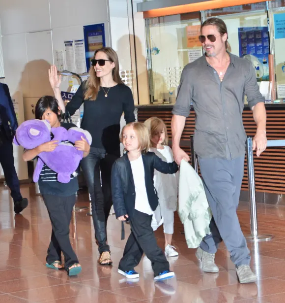 Celebrity Families With Twins