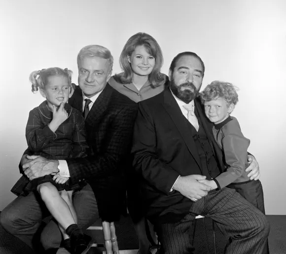 The entire "Dear Uncle Bill" cast at a glance: (from left) Anissa Jones, Brian Keith, Kathy Garver, Sebastian Cabot, Johnny Whittaker