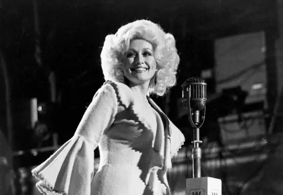 The Biggest Sex Symbols Of The 1970s male female men women stars actors TV film hot pictures photos retro Dolly Parton