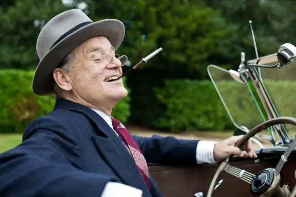 Bill Murray Personnages : Franklin D. Roosevelt Film : Hyde Park On Hudson (2012) Réalisateur : Roger Michell 31 août 2012 PU