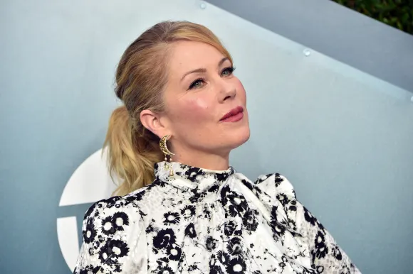 Christina Applegate MS disease last appearance interview news