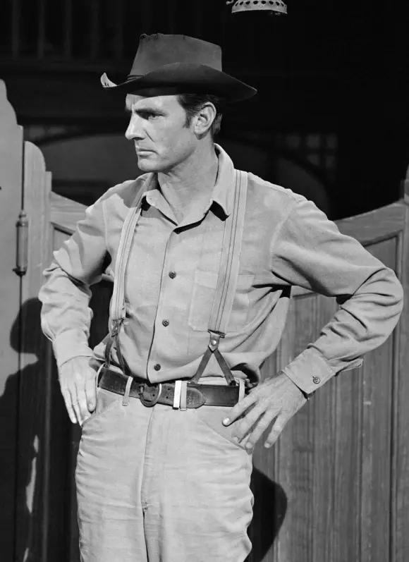 Gunsmoke Facts Western TV show cast trivia "Chester Goode" actor Dennis Weaver