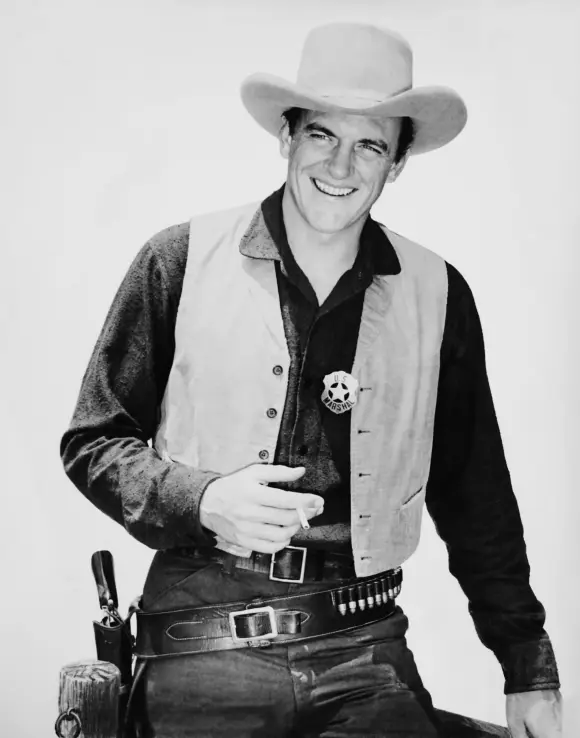 Gunsmoke Facts TV Show trivia Western sponsored by L&M Cigarettes cast actors