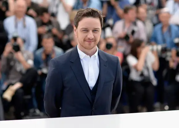 James McAvoy Secretly Married GF Lisa Liberati marriage wedding 2022 news wife
