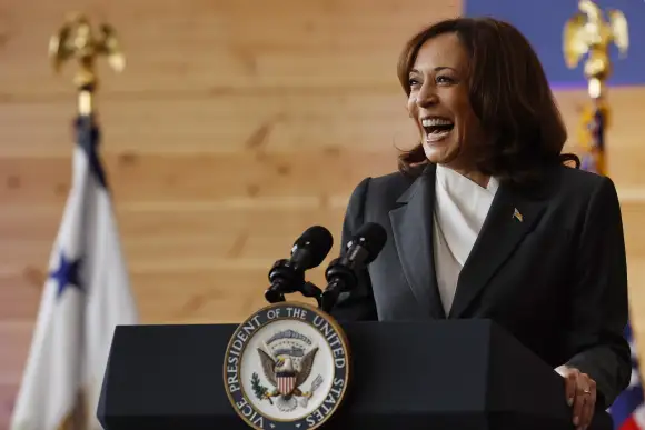 La vice-présidente Kamala Harris s'exprime sur le plan économique de l'administration Biden dans le sud-est de Washington