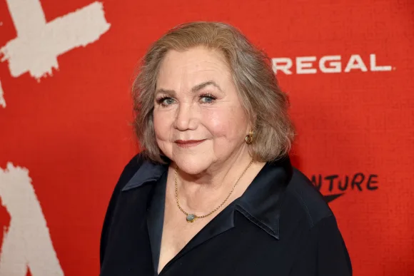 Kathleen Turner