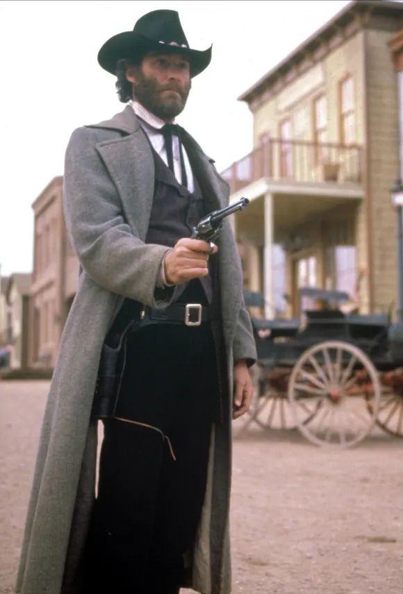 Kevin Kline Characters: Paden Film: Silverado (1985) Director: Lawrence Kasdan 10 July 1985 PUBLICATIONxINxGERxSUIxAUTxO