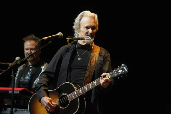 Kris Kristofferson was still on stage in 2019 at the age of 85