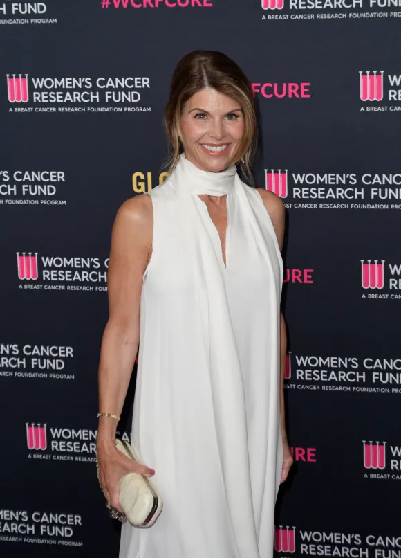 Unforgettable Evening 2024 - Beverly Hills, USA BEVERLY HILLS, USA. April 10, 2024: Lori Loughlin at An Unforgettable Ev