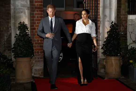 LONDRES, ANGLETERRE - 07 FÉVRIER : le prince Harry, duc de Sussex, et Meghan, duchesse de Sussex, assistent à la remise des prix de l'Endeavour Fund au Drapers' Hall le 7 février 2019 à Londres, en Angleterre (Photo by Tolga Akmen - WPA Pool/Getty Images).