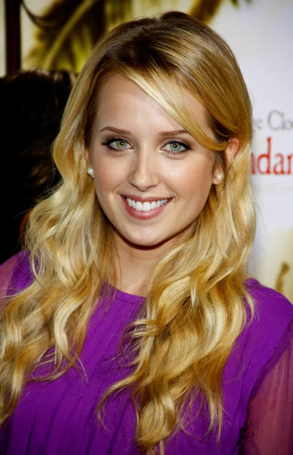 actress  Megan  Park  at  the  Los  Angeles  premiere  of  'The  Descendants'  held  at  the  AMPAS