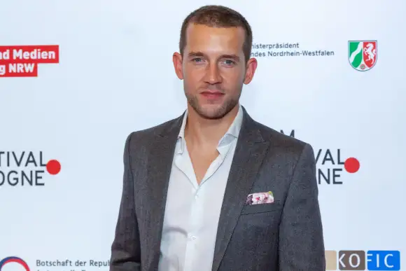 Nick Hendrix beim Film Festival Cologne 2019 mit dem Screening von INSPECTOR BARNABY - CELEBRATE MIDSOMER MURDERS am 11.