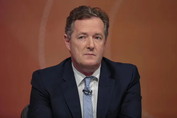 Piers Morgan demande des excuses au Talk Sharon Osbourne défense accusations de racisme Sheryl Underwood Meghan Markle Orpah interview 2021 regarder