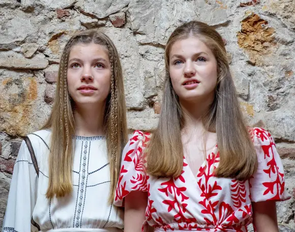 Princess Leonor and Princess Sofia