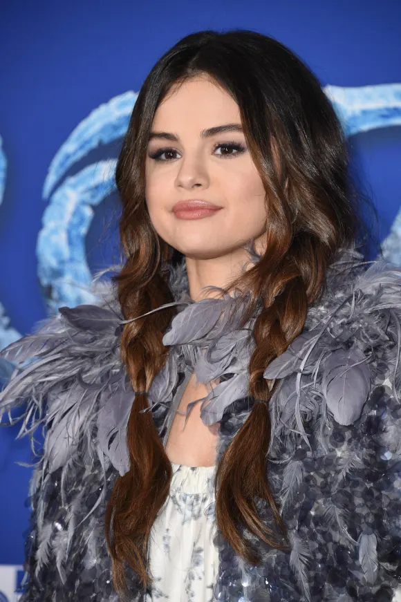 Frozen 2 Premiere - LA Selena Gomez attends the premiere of Disney s Frozen 2 at Dolby Theatre on November 07, 2019 in L