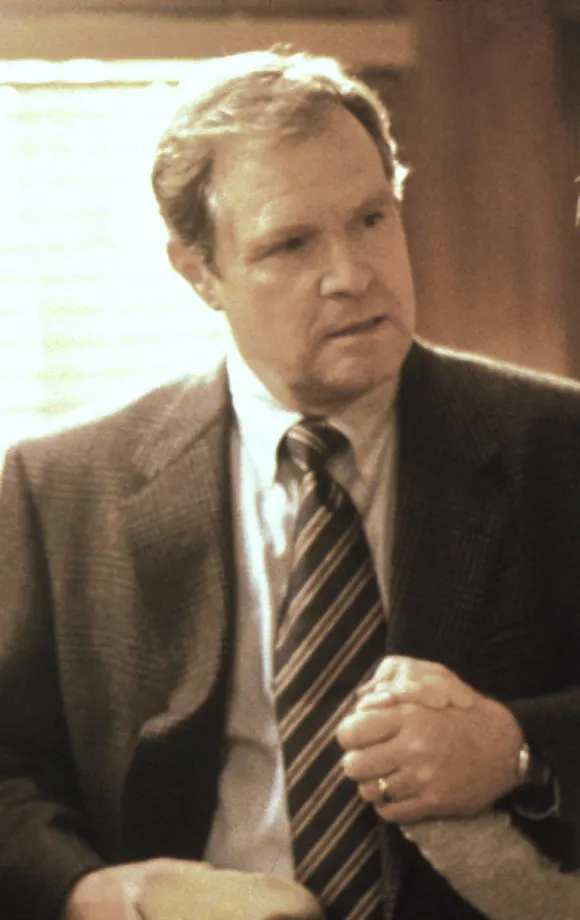 V: Cast Of The Original Miniseries: Actor Frank Ashmore