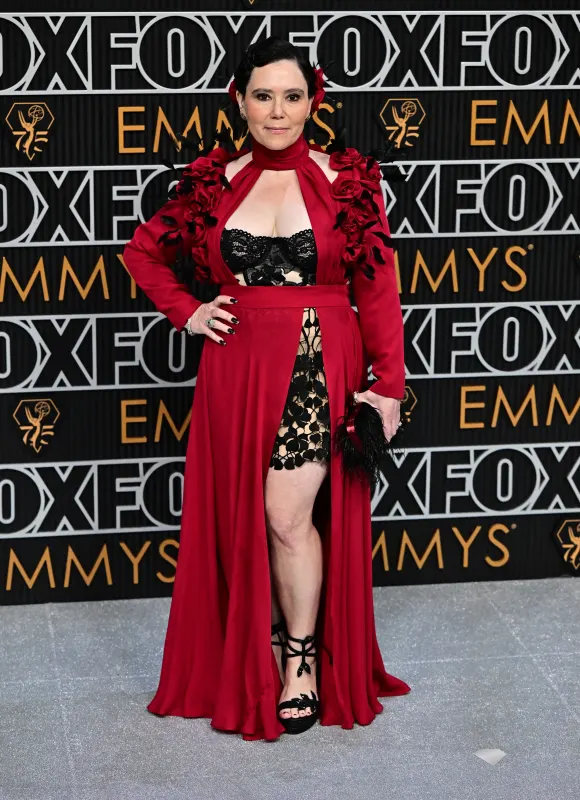 Alex Borstein at the Emmys 2024