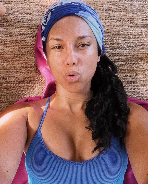 Alicia Keys sans maquillage