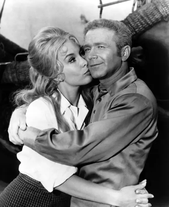 Barbara Eden, Red Buttons in 'Five Weeks in a Balloon'