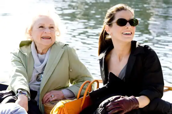 Betty White and Sandra Bullock in 'The Proposal'
