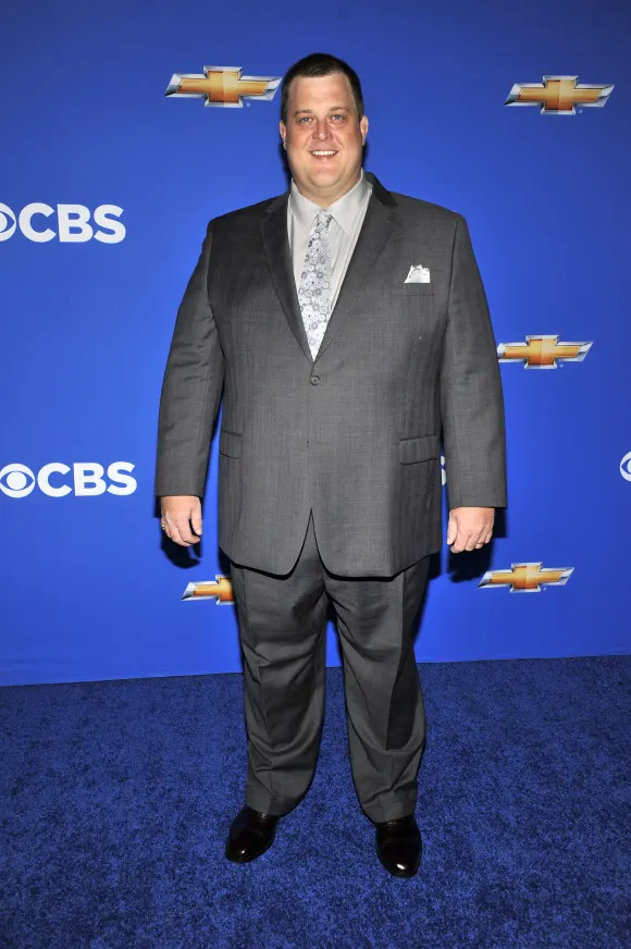 Billy Gardell, known from "Mike &amp; Molly", has lost weight