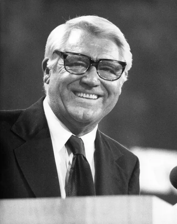 Famed actor Cary Grant flashes a big smile as he speaks to delegates at the 1976 Republican National Convention at the K