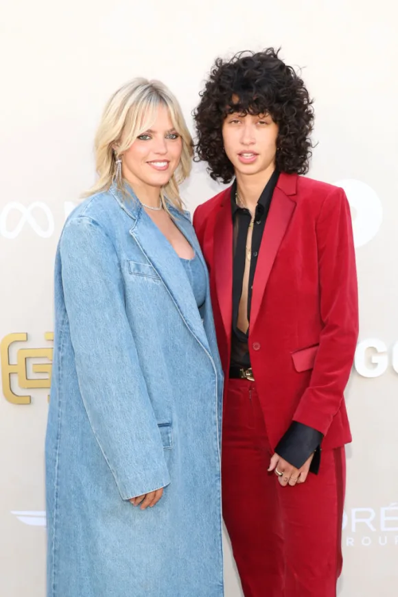 Reneé Rapp and Towa Bird