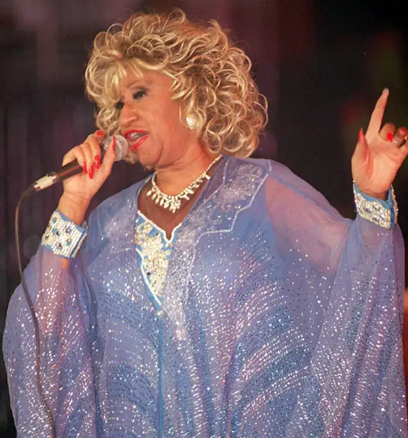 E15071308.JPG MÉXICO, D.F.- Music/Música-Celia Cruz.- Al cumplirse 10 anos de la ausencia de Celia Cruz, el crítico de m
